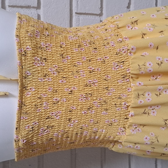 Lily Rose Yellow Floral Halter Romper. Size XL. NWOT - Picture 8 of 12